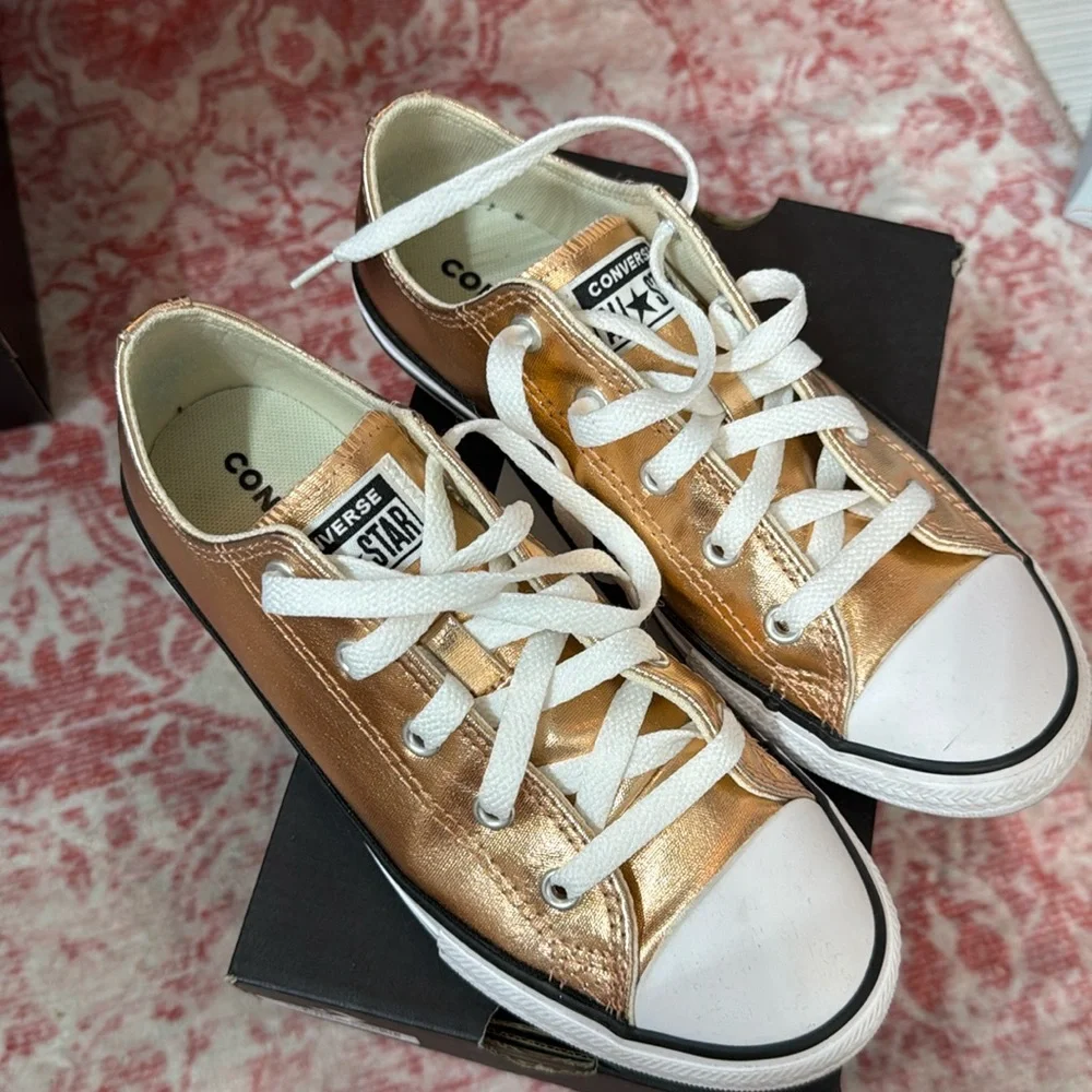 Converse Chuck Taylor All Star Blush Gold Sneakers – Size 3 junior